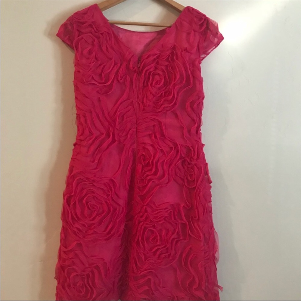 Like new - gorgeous pink dress - Picture 2 of 3